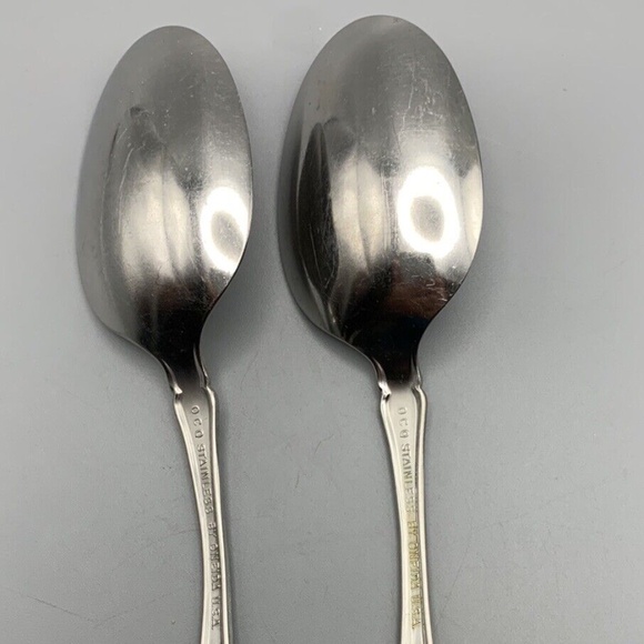 8 pc. Oneida CLASSIC MOOD DEAUVILLE PRESCOTT Flatware Stainless 2 Table Settings - Picture 7 of 12